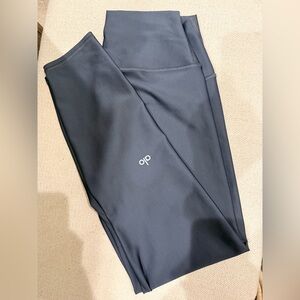 ALO Yoga Charcoal Leggings